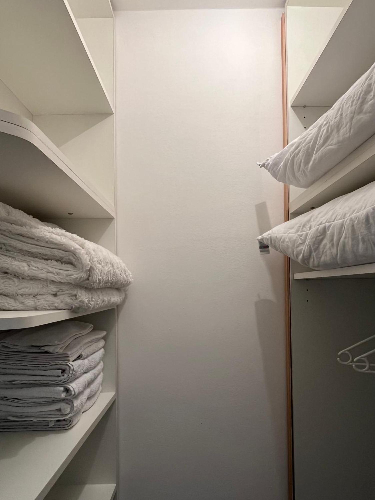 נובי סאד Apartment Vera With Free Garage מראה חיצוני תמונה